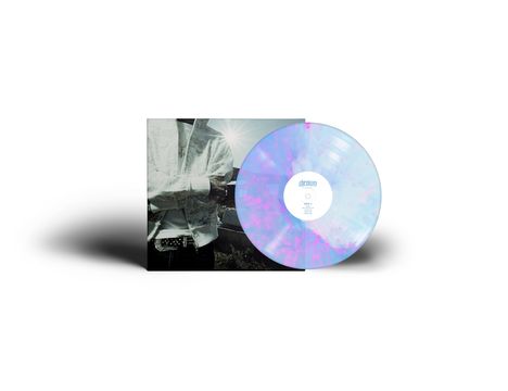 Text: "drown" und "SIDE A". Eine Vinyl-Schallplatte mit violett-blauem Marmormuster liegt vor einem Albumcover.