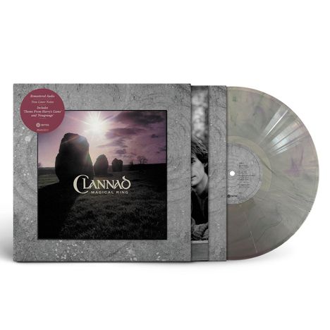 Text: „Remastered Audio... Clannad Magical Ring.“ 
Ein Vinyl-Album mit Cover, das einen mystischen Sonnenuntergang über Steinen zeigt.