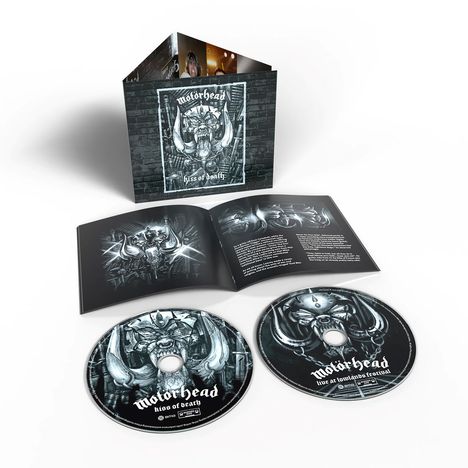 "Motörhead" und "Kiss of Death" stehen auf dem CD-Cover. Es gibt zwei CDs und ein Booklet mit Grafiken.