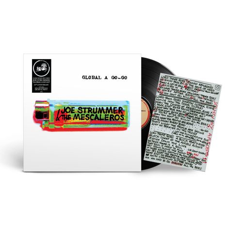"GLOBAL A GO-GO" und "JOE STRUMMER THE MESCALEROS" auf einem Feuerzeug. Ein schwarzes Vinyl mit Songtexten daneben.