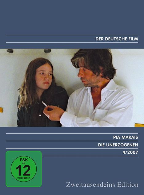 "Der Deutsche Film. Pia Marais. Die Unerzogenen. FSK ab 12 freigegeben. Zweitausendeins Edition." Mann und Mädchen blicken sich an.