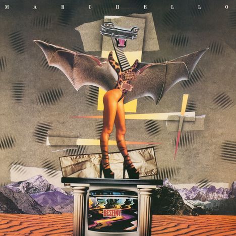 Oben: "MARCHELLO". Unten: "DESTINY" auf Bildschirm. Surrealistische Szene mit Fledermausflügeln und Collage.