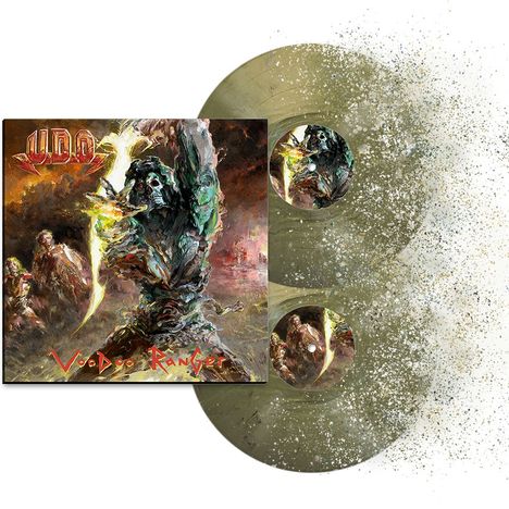 "Voodoo Ranger" in roter Schrift unten; Schaurige Kreatur, Arme erhoben, Apokalypse-Stil. Zwei goldene Schallplatten daneben.