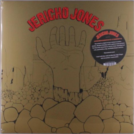 Text: "Jericho Jones" in Rot oben, eine erhobene Hand ragt aus einem Haufen Steine heraus, mit Ruinen im Hintergrund.