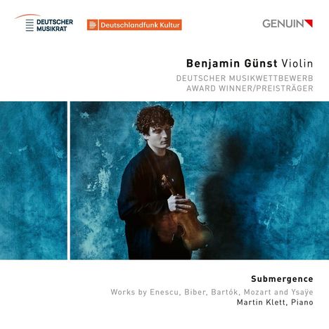 "Benjamin Günst Violin, Deutscher Musikwettbewerb Award Winner/Preisträger. Submergence. Blaues Hintergrundbild mit Violinist."