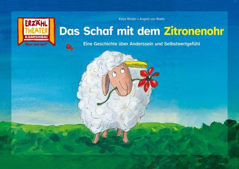 „Das Schaf mit dem Zitronenohr.“ Illustration: Schaf auf Wiese mit Blume. Sériges Haupt, blauer Himmel.