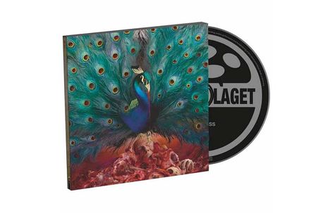 Auf einer CD: Logo mit "BOLAGET". Cover zeigt einen Pfau mit prächtigem Gefieder, stehend auf einem Haufen Schädel.