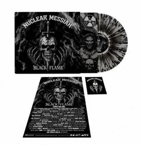 „Nuclear Messiah“, „Black Flame“. Schallplatte mit Totenkopf, Flammen und schwarzem Hintergrund. Beilage und kleines Logo.