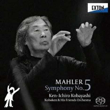 MAHLER Symphony No. 5, Ken-Ichiro Kobayashi, Kobaken & His Friends Orchestra. Dirigent mit erhobenen Händen in Schwarz-Weiß.