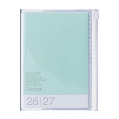 Text: „Add vibrant color to your daily life with this diary and find time to be yourself. 2023.9-2027.12 Weekly Schedule Colors. 26 | 27“. Hellblaues Cover in Klarsichtfolie.