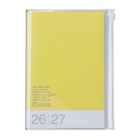 Gelber Umschlag eines Kalenders mit der Aufschrift: "2026.10-2027.12 Weekly Schedule Colors. 26|27".