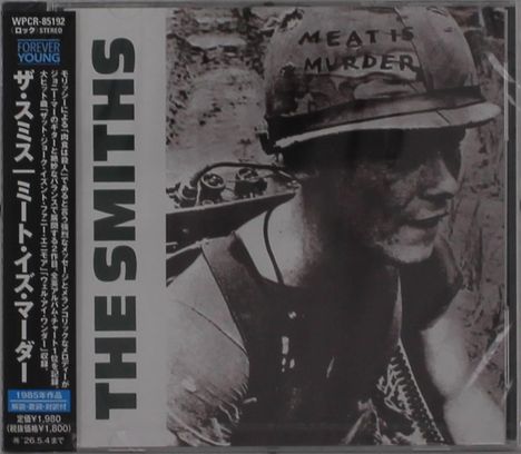 "The Smiths" in großen Buchstaben. Soldat mit Helmaufdruck "MEAT IS MURDER", Schwarz-Weiß-Foto, seitlich gemusterte Ränder.