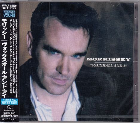 Der Text rechts lautet "Morrissey 'Vauxhall and I'". Es zeigt ein nahes Porträt eines Mannes mit nachdenklichem Ausdruck.