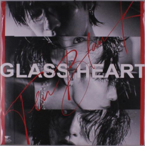 Text: "GLASS HEART" groß in Weiß. Darunter ein schwarz-weißes Bildfragment eines Gesichts mit nassem Haar.