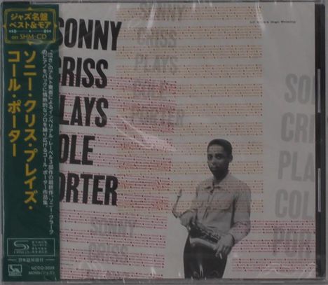 "SONNY CRISS PLAYS COLE PORTER" steht in großen Buchstaben. Links vertikal japanische Schriftzeichen. Rechts ein Mann mit Saxophon.