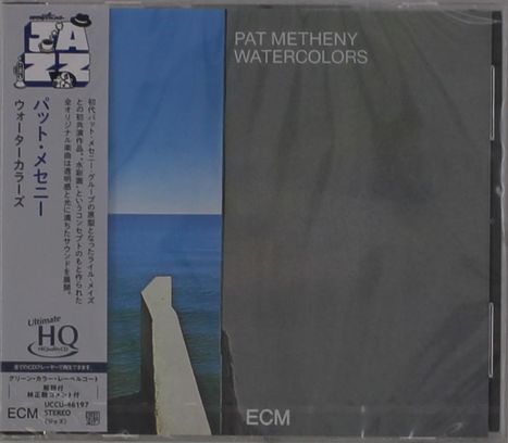 „PAT METHENY WATERCOLORS“ steht oben rechts, mit einem blauen Himmels- und Meeresmotiv auf der linken Seite.