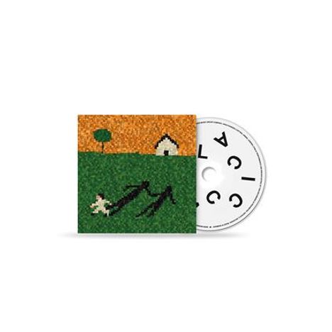 Die CD trägt den Text "ACACIA". Cover zeigt pixelartige Landschaft mit Baum, Hund und Haus auf grünem Feld.