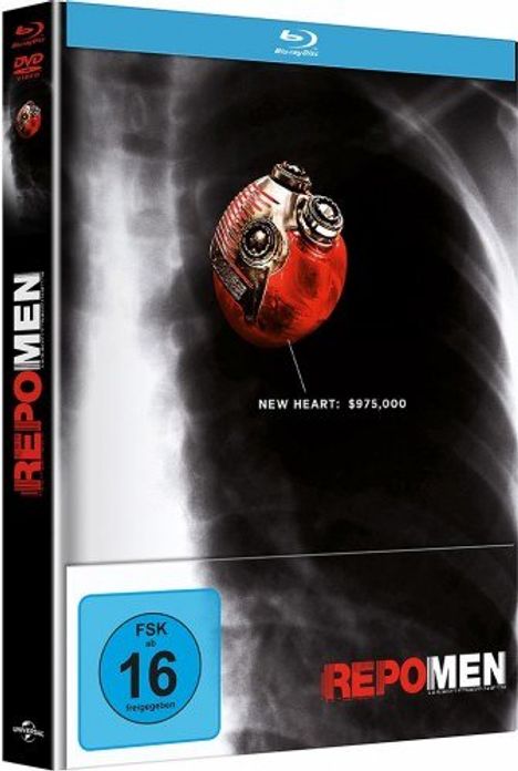 „NEW HEART: $975,000“, FSK 16. Eine rote Herzprothese vor einem weißen Thorax-Röntgenbild.