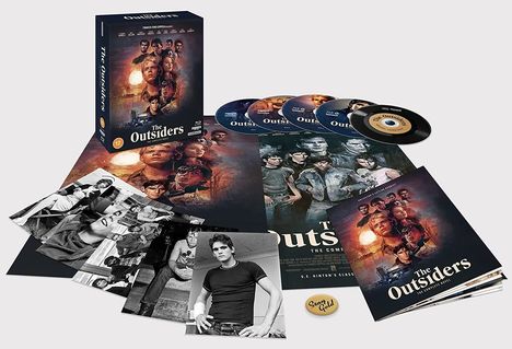 The Outsiders (The Complete Novel Collector's Edition) (Ultra HD Blu-ray &amp; Blu-ray (UK Import), 2 Ultra HD Blu-rays, 2 Blu-ray Discs und 1 CD