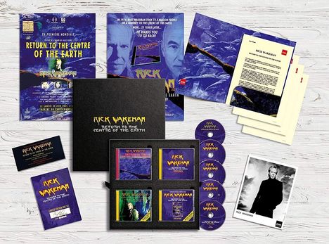 Rick Wakeman: Return To The Centre Of The Earth (Deluxe Edition), 4 CDs und 1 DVD