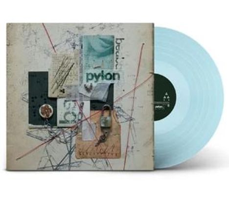 Text: "pylon". Ein Collage-Cover mit Kartenfragmenten und einem Schloss. Hellblaue Schallplatte daneben.