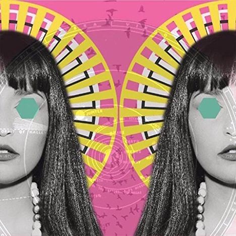 Zentrale Wörter umfassen "ECCENTRICITY" und "JUPITER". Zwei Frauen mit geometrischen Formen vor den Augen und gelbem Strahlenkranz.