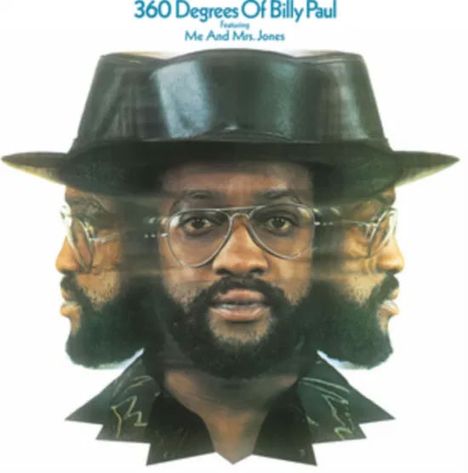 "360 Degrees Of Billy Paul. Featuring Me And Mrs. Jones." Dreifaches Porträt eines Mannes mit Hut und Brille.