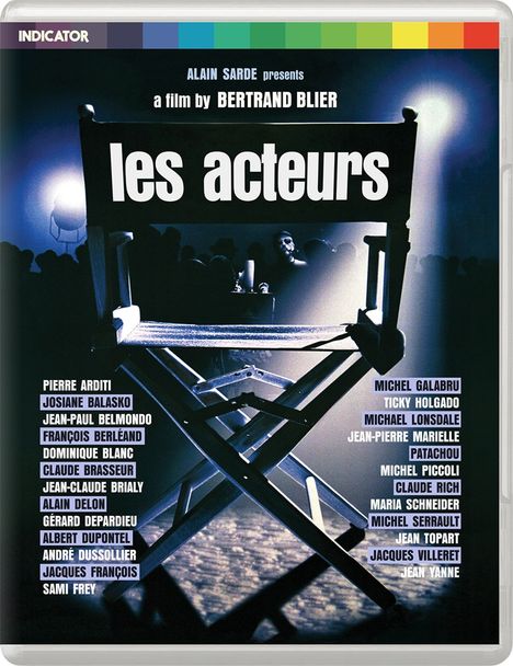 Text: "ALAIN SARDE presents a film by BERTRAND BLIER - les acteurs." Darunter ein Regiestuhl in Spotlight und Schauspielernamen.