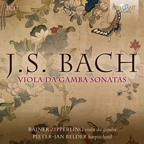 "J.S. Bach: Viola da Gamba Sonatas". Blumen und Schmetterling auf antiker Tapete, "Brilliant Classics" Logo oben rechts.