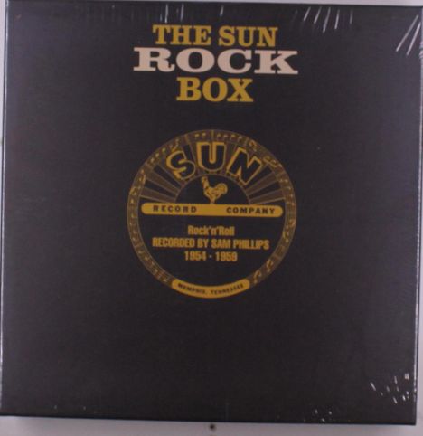 Text: "THE SUN ROCK BOX" und "SUN RECORD COMPANY Rock'n'Roll RECORDED BY SAM PHILLIPS 1954-1959". Schwarze Box mit Logo.