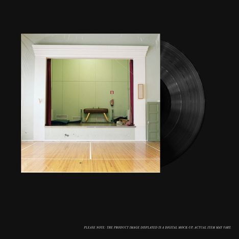 Text unten: "PLEASE NOTE: THE PRODUCT IMAGE DISPLAYED IS A DIGITAL MOCK-UP. ACTUAL ITEM MAY VARY." Bühne mit Turnpferd.