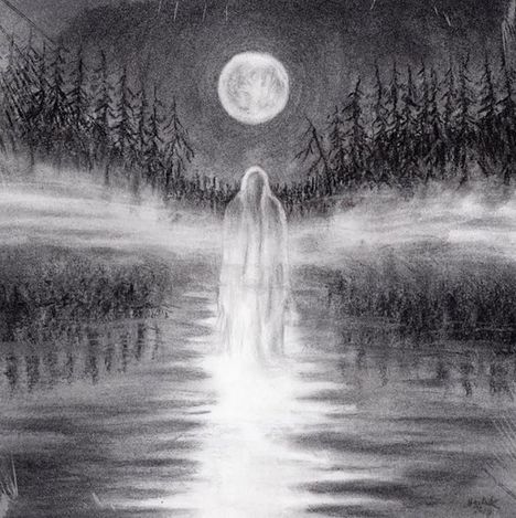 Illustration: Ein geisterhafter Umriss steht auf einem Fluss, umgeben von einem nebligen Wald unter einem leuchtenden Vollmond.