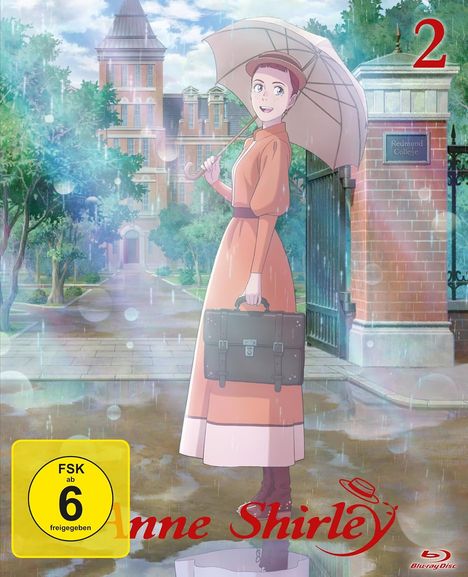 "Anne Shirley", Nummer zwei, "Redmond College". Eine Frau mit Regenschirm vor einem Gebäude bei Regen.