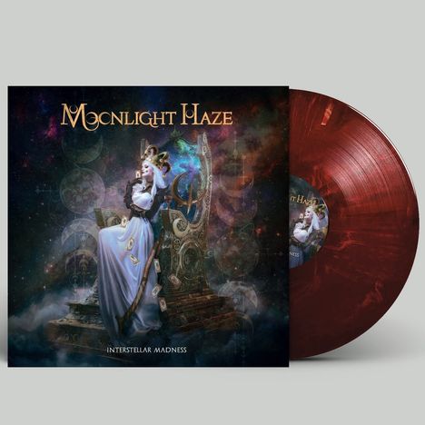 "Moonlight Haze" oben, "Interstellar Madness" unten. Fantasievolle Illustration einer Frau auf einem prunkvollen Thron.
