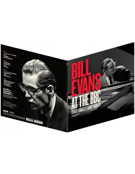 Text: "BILL EVANS AT THE BBC, CHUCK ISRAELS | LARRY BUNKER". Bild: Mann im Anzug am Klavier. Schwarz-Weiß.