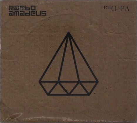 "rambo amadeus", "vrh Dna". Ein geometrisches Logo auf braunem Hintergrund.