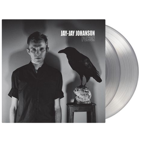 "JAY-JAY JOHANSON POISON". Schwarz-weißes Cover, Mann neben einem Raben auf einem Sockel.