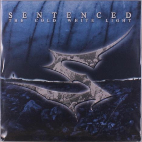 "SENTENCED – THE COLD WHITE LIGHT". Dunkles, mystisches Logo auf bläulich-düsterem Hintergrund, abstrakte, wolkenartige Strukturen.