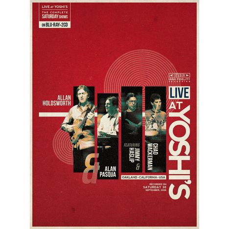 "Live at Yoshi’s", Musikerfotos, roter Hintergrund, Hochglanz-Cover. Namen: Allan Holdsworth, Alan Pasqua, Jimmy Haslip, Chad Wackerman.