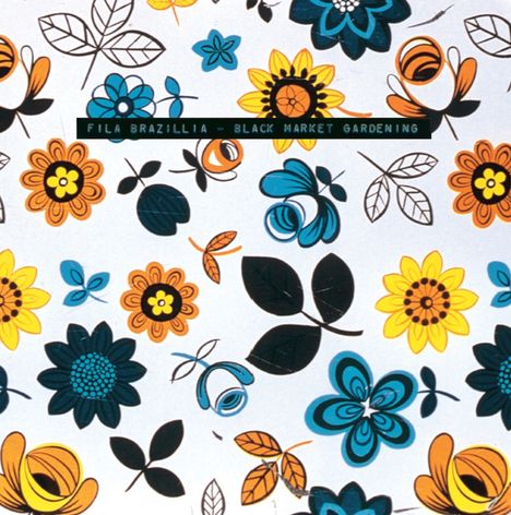 Text: "FILA BRAZILLIA - BLACK MARKET GARDENING". Illustration mit bunten Blumen und Blättern in Blau, Gelb und Orange.