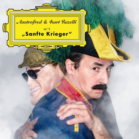 Im Text steht: "Austrofred & Kurt Razelli op.:2 'Sanfte Krieger'". Zwei Männer in Uniformen stehen Rücken an Rücken im Nebel.