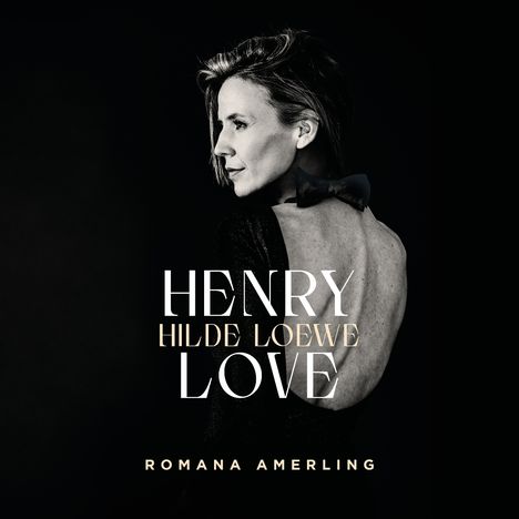 "HENRY HILDE LOEWE LOVE ROMANA AMERLING" steht über einem eleganten Porträt einer Frau mit offenem Rücken.