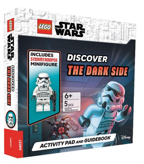 Texte: "INCLUDES STORMTROOPER MINIFIGURE", "DISCOVER THE DARK SIDE", "6+", "5 pcs", "ACTIVITY PAD AND GUIDEBOOK". Eine LEGO Star Wars Box mit Stormtrooper.