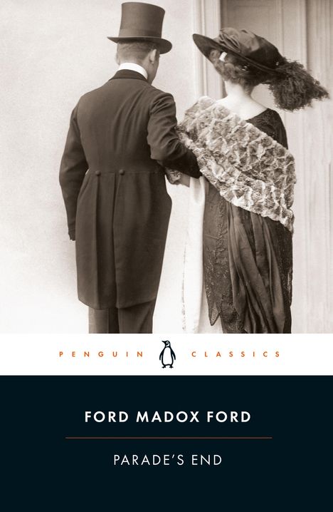 "Penguin Classics, Ford Madox Ford, Parade's End." Ein Paar in Vintage-Kleidung geht Arm in Arm, mit einem Hut und einer Stola.