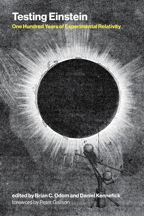 "Testing Einstein: One Hundred Years of Experimental Relativity" in Weiß, darunter Illustration einer Sonnenfinsternis mit Teleskop.