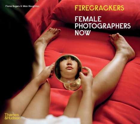Fiona Rogers: Firecrackers, Buch