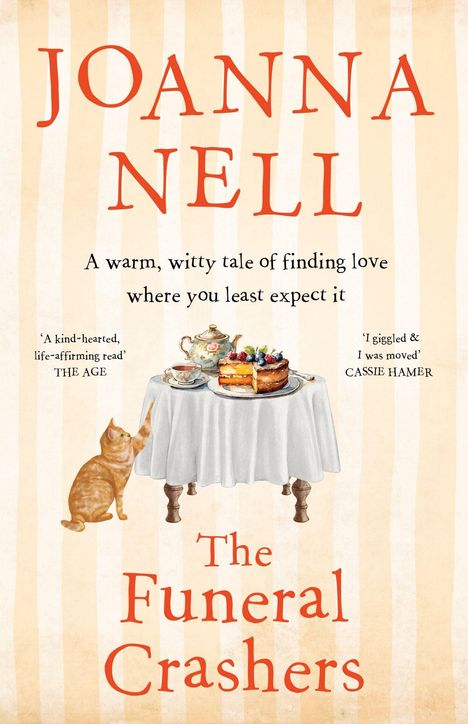 Buchtitel: "The Funeral Crashers" von Joanna Nell. Ein Teetisch mit einer Torte, einem Teeservice und einer Katze.