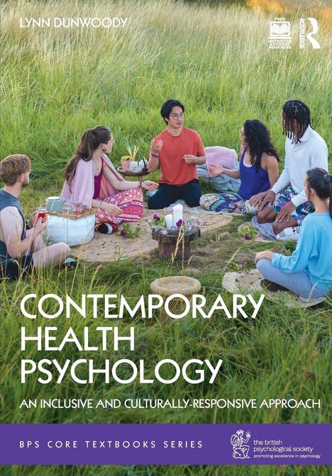 Text: "Lynn Dunwoody, Contemporary Health Psychology, An Inclusive and Culturally-Responsive Approach." 

Personen sitzen im Kreis auf einer Wiese.