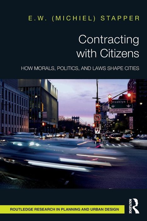 Cover eines Buches. Titel: "Contracting with Citizens". Autor: E.W. (Michiel) Stapper. Stadtansicht bei Nacht.