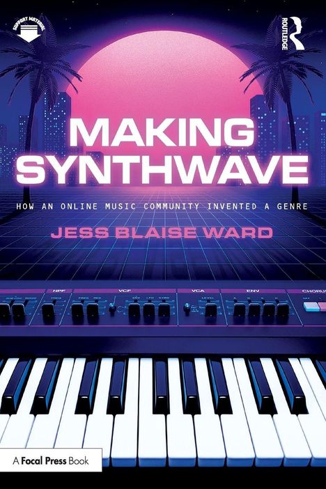 „MAKING SYNTHWAVE“, „HOW AN ONLINE MUSIC COMMUNITY INVENTED A GENRE“. Retro-Synthesizer, violett-pinkfarbene Neon-Stadt.